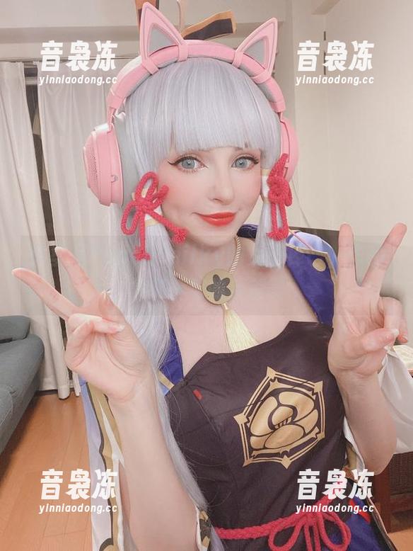 这里是Peach milky的女王库巴，作品集中折射的反差美